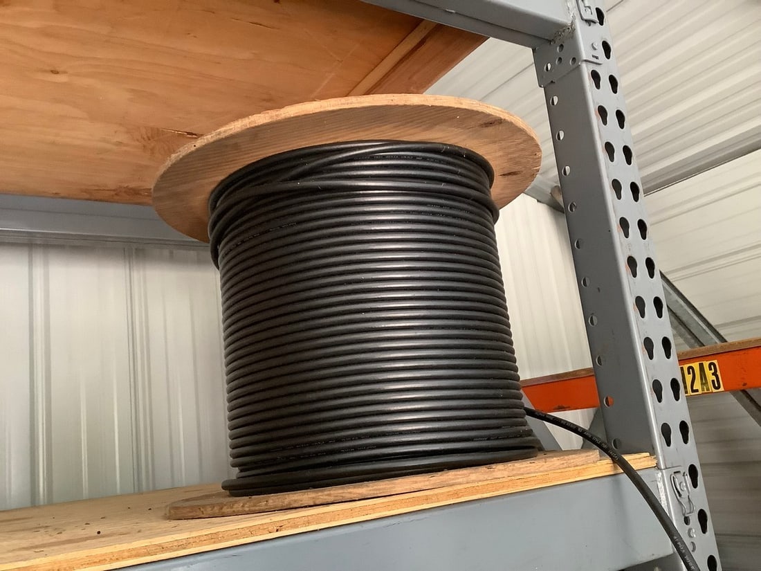 Spool of wire (1 of 1)