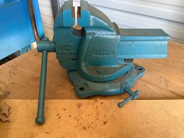 Paramo vise