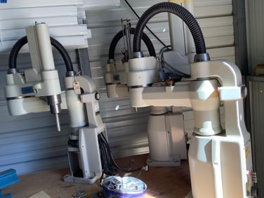 Adept computer/robot arm set