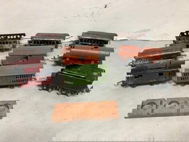 Vintage Lionel trains