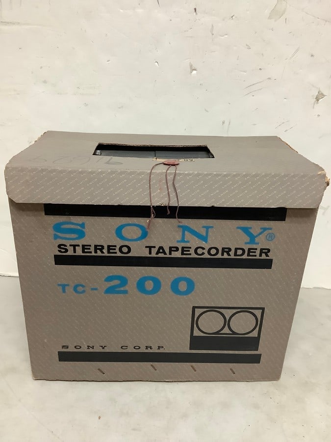 Sony stereo tapecorder(model: TC-200) (1 of 1)