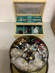 Jewelry box(10in.x7in.x3.5in.) and buttons