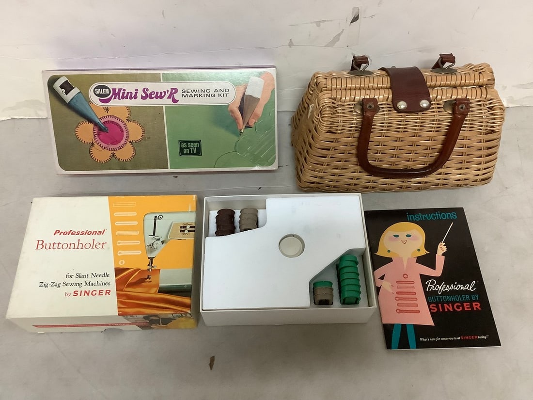 Sewing supplies(sewing and marking kit, professional buttonholder, and more): Sewing supplies(sewing and marking kit, professional buttonholder, and more)