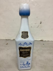 Vandermint liqueur 50 proof 4/5 pint(3/4 full)