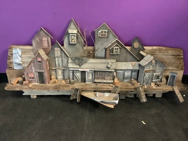 House decor(43in.x20.5in.x11in.-slightly damaged)