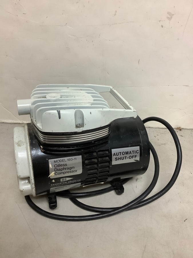 Oilless Diaphragm Compressor(model:180-11) (1 of 1)