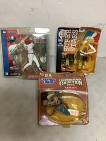 Various sports collectible figures(NBA and MLB-new in box)