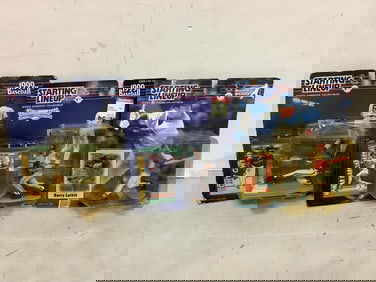 Starting Lineup collectible figures with player card(Barry Larkin, Nomar Garciaparra, Tony Gwynn-new