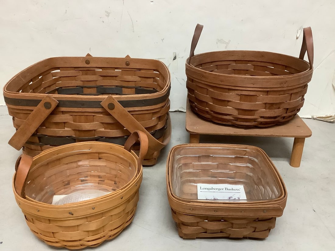 Longaberger baskets(largest 12in.x12in.x6in.): Longaberger baskets(largest 12in.x12in.x6in.)