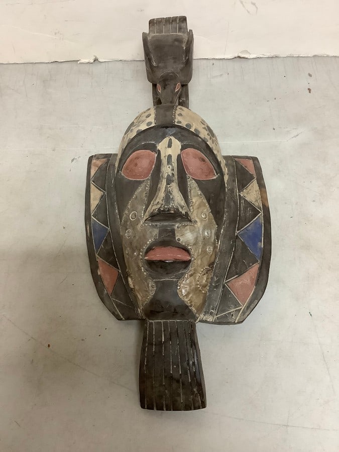 Tribal mask decor(20in.long): Tribal mask decor(20in.long)