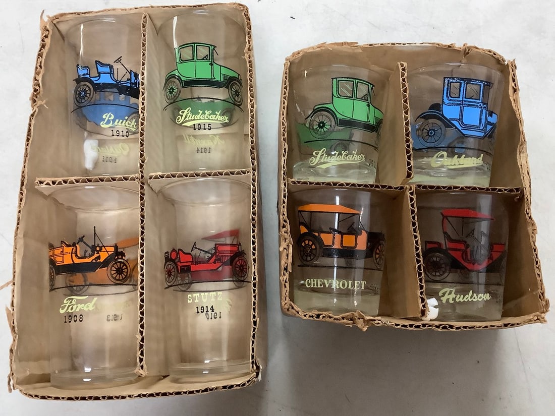 Hazel-atlas glass cups(4.5in.tallest): Hazel-atlas glass cups(4.5in.tallest)