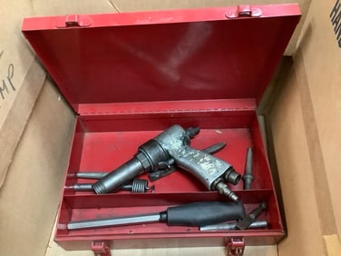 Superior Pneumatic tool drill with case