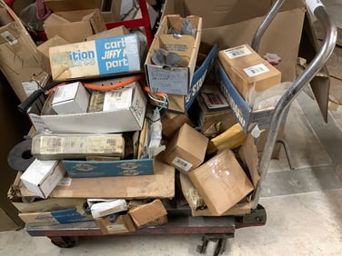 Lift table cart with rebuild kits