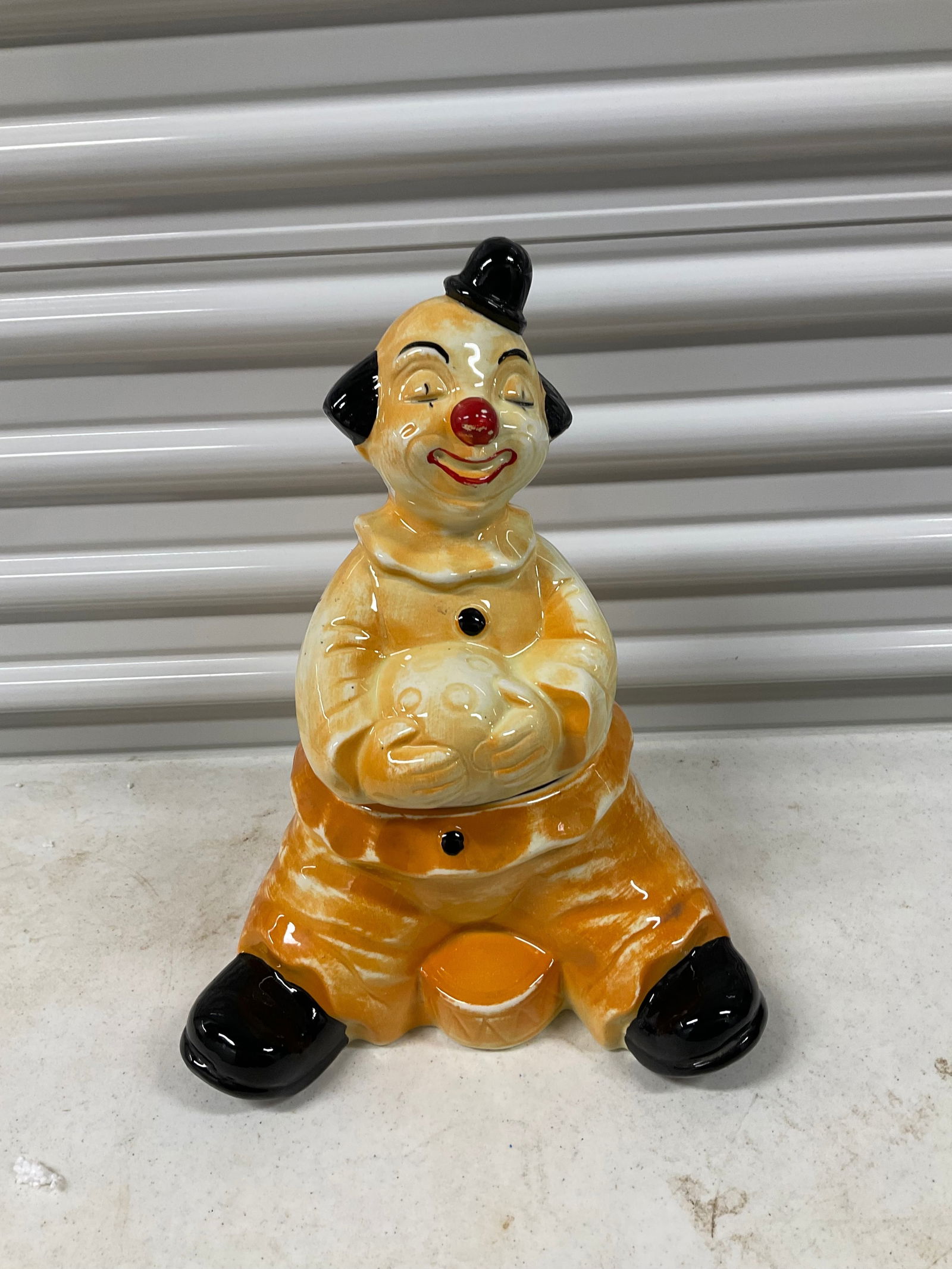 Vintage Clown cookie jar 15in (1 of 1)