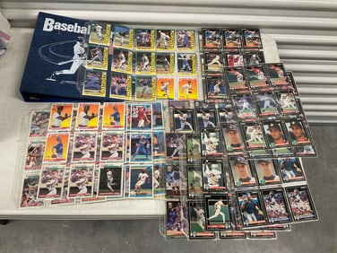 large amount of 1992 and others baseball cards