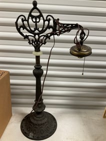 vintage pull chain bridge lamp stands 28" tall