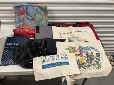 Lot of tote bags