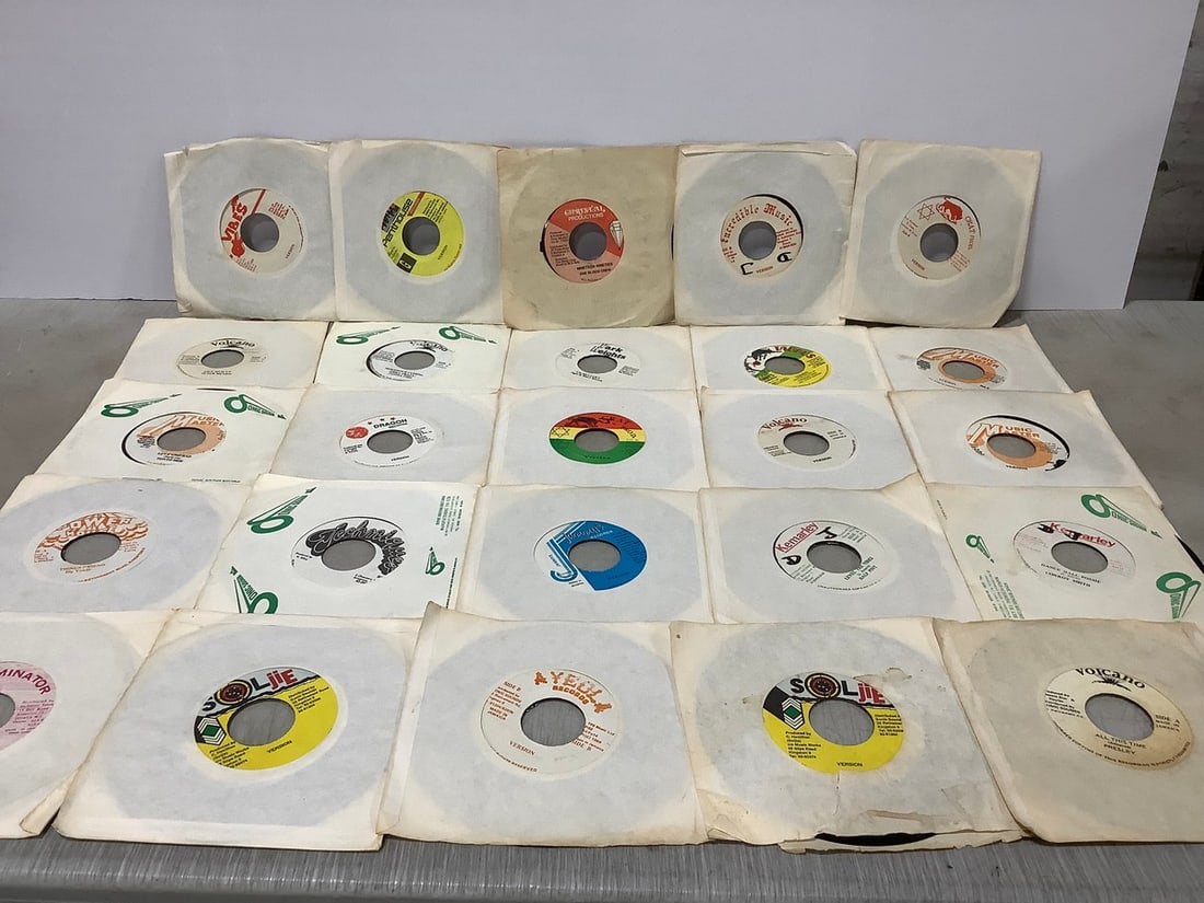 Vintage 45's(Peter Metro, One Blood Crew, Big Youth, and more): Vintage 45's(Peter Metro, One Blood Crew, Big Youth, and more)