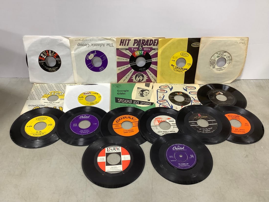 Vintage 45's(Richard Barrett, Bobby Darin, The McCoys, and more): Vintage 45's(Richard Barrett, Bobby Darin, The McCoys, and more)