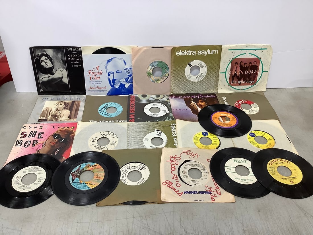 Vintage 45's(Bette Midler, Cyndi Lauper, George Michael, and more): Vintage 45's(Bette Midler, Cyndi Lauper, George Michael, and more)