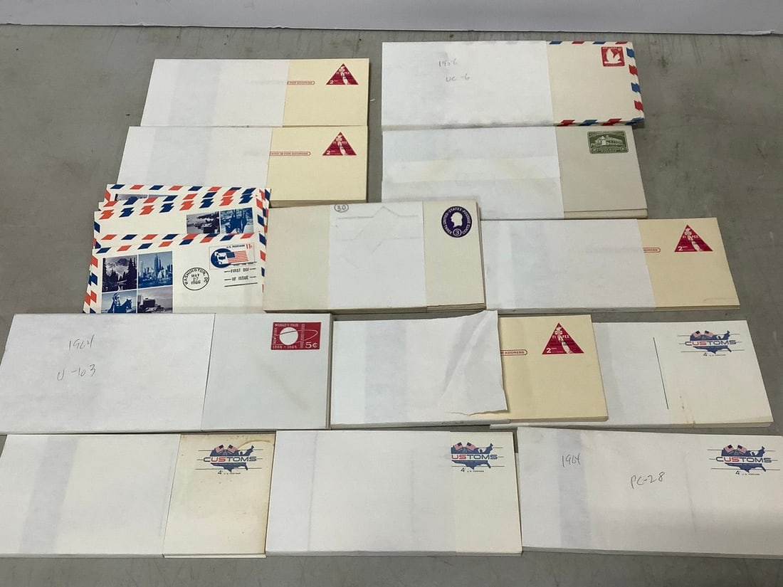 Vintage packs of postcards(1950's new in package): Vintage packs of postcards(1950's new in package)