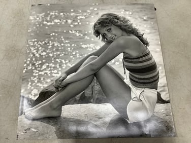 Black and white photographic print(14.5in.x14in.)