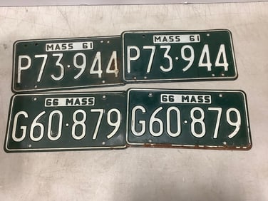 Vintage license plates(matching set and other)