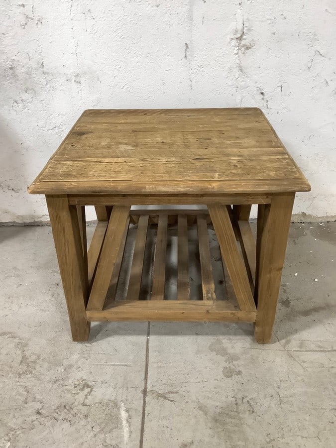 Vintage wooden endtable (24in.x24in.x20in.) (1 of 1)