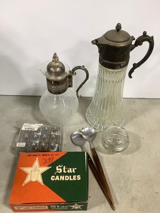 Vintage 15 hr star wax candles , glass teapots, and more(tallest 14.5in.): Vintage 15 hr star wax candles , glass teapots, and more(tallest 14.5in.)