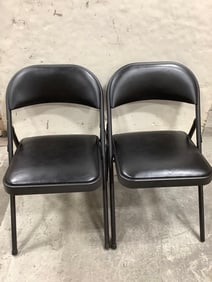 Set of 2 black fold up chairs