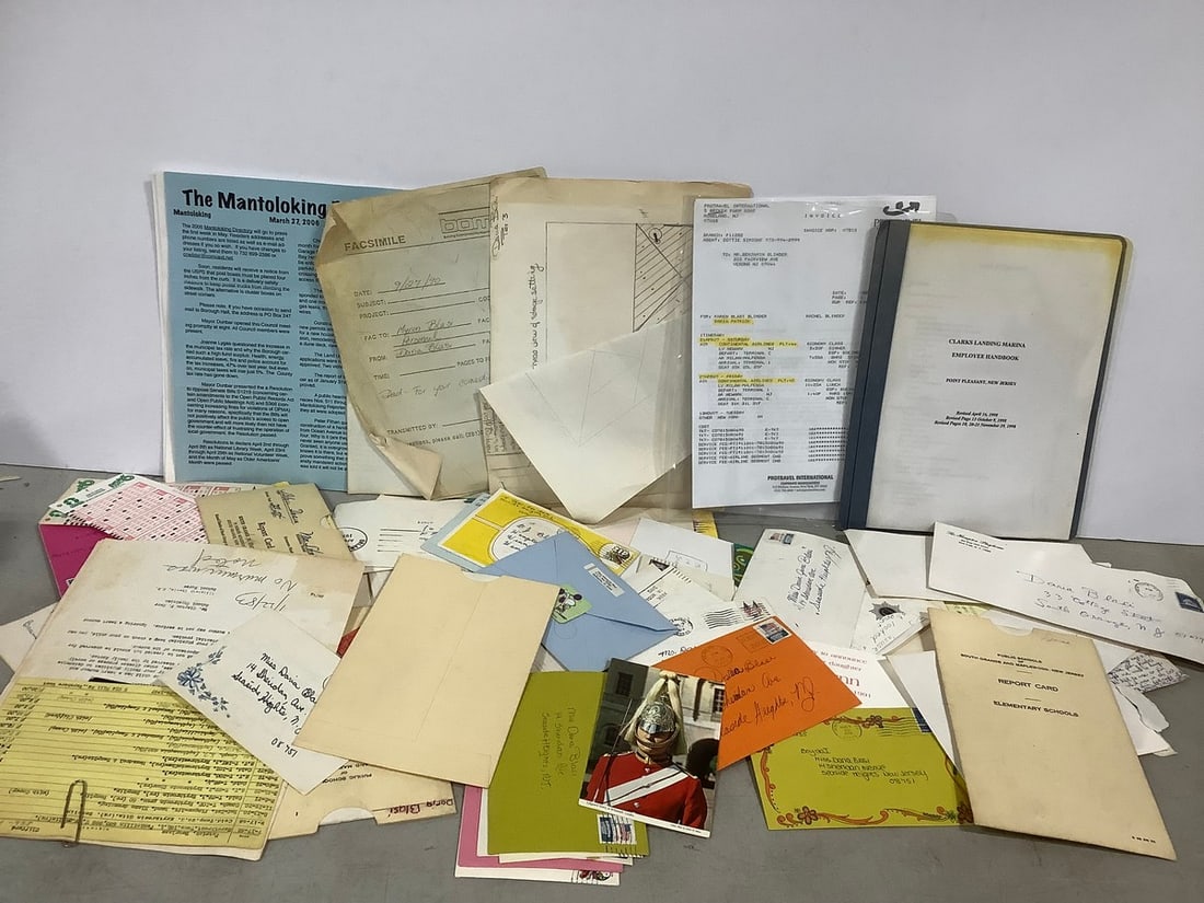 Vintage ephemera(letters, report cards, and more): Vintage ephemera(letters, report cards, and more)