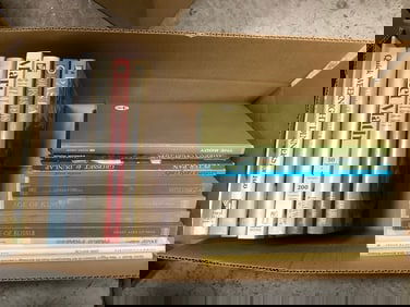 Vintage books(Peter Pan, Rise of Russia, Market Math, and more)