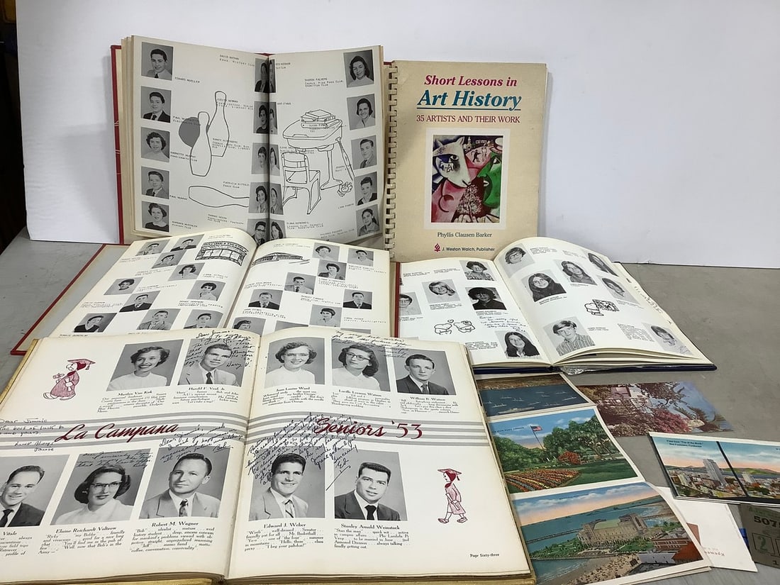 Vintage yearbooks(The Freshman 1950s-1970s various years), Art History Book, postcards, and more): Vintage yearbooks(The Freshman 1950s-1970s various years), Art History Book, postcards, and more)