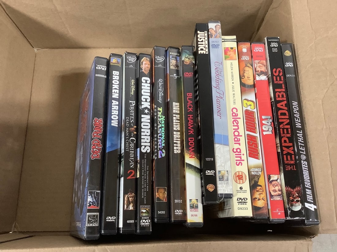 Various DVD's(Black Hawk Down, The Expendables, 1941, and more): Various DVD's(Black Hawk Down, The Expendables, 1941, and more)