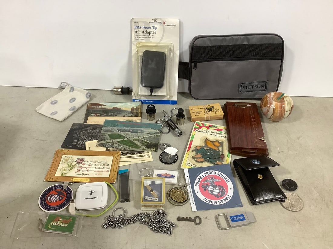 Vintage junk drawer lot(Bates List Finder, keychains, and more): Vintage junk drawer lot(Bates List Finder, keychains, and more)