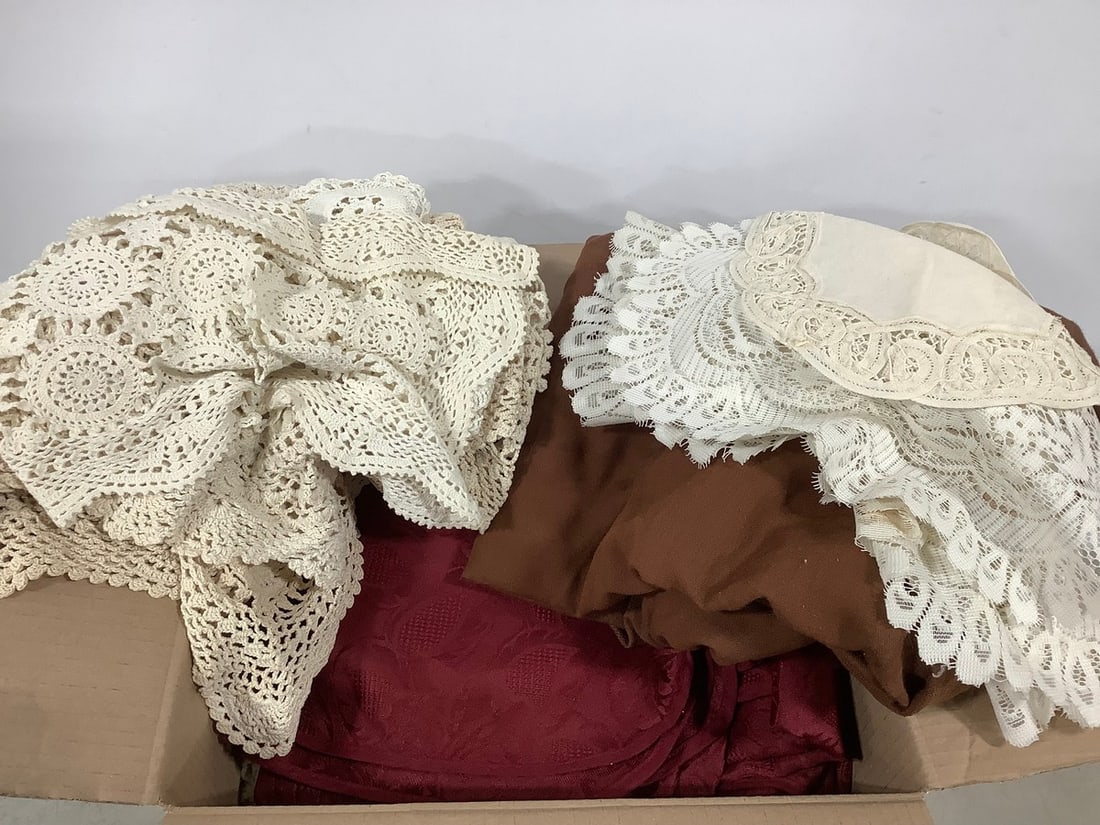 Fabrics/linens: Fabrics/linens