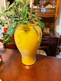 Large art glass vase 17in tall