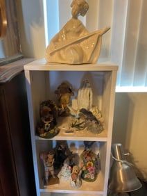 VIntage ceramic figures