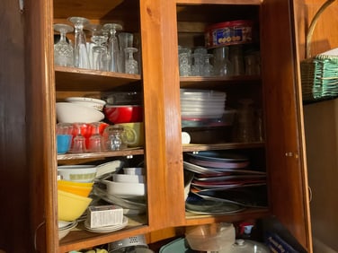 Contents of cabinet pyrex and more