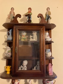 Lot of ceramic and porcelain figures