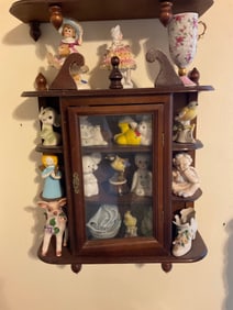 Lot of ceramic and porcelain figures
