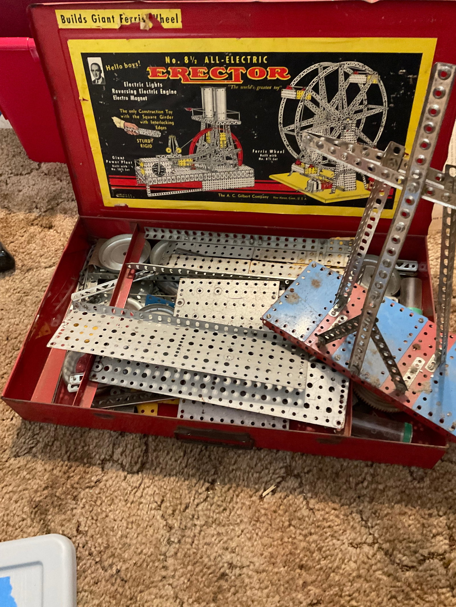 No. 8 1/2 Electiic Erector Set (1 of 1)