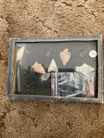 large amount of early arrow heads