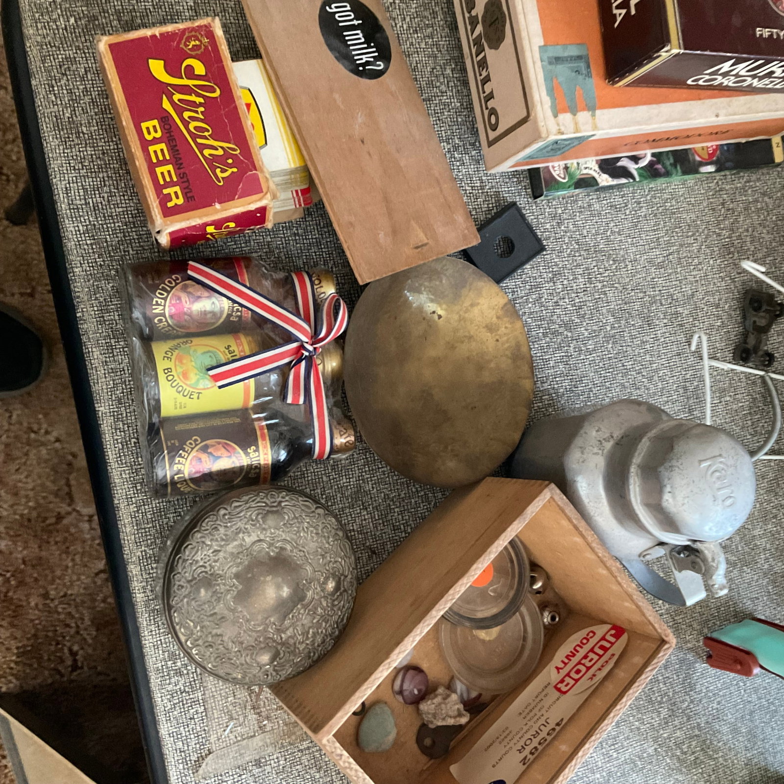 stroh beer playing cards, dresser jars and more: stroh beer playing cards, dresser jars and more