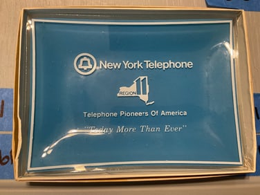 new york telephone ashtray 7x5