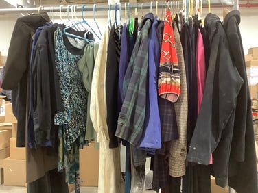 Vintage Clothing (Various Sizes) *Rack not Included*