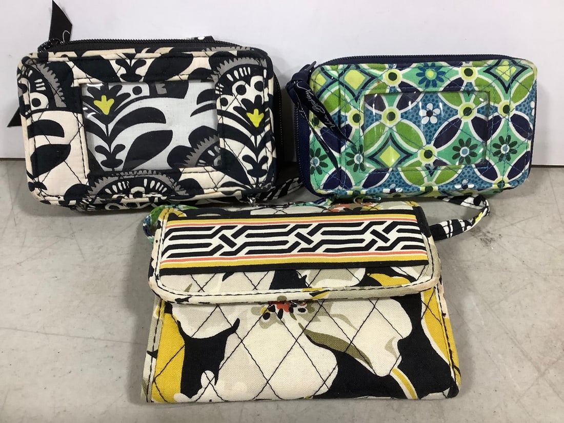 Vera Bradley Small Coin/ID Wristlets/Purses: Vera Bradley Small Coin/ID Wristlets/Purses