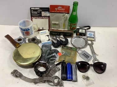 Flashlights, Eye Glass Repair Kit, Business Card Refills, 7up Bottle, and more