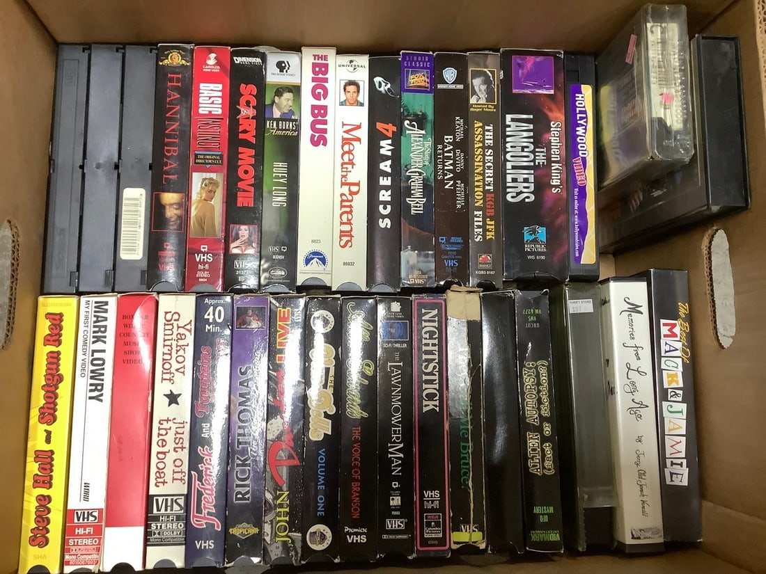 Various VHS Tapes (The Langoliers, Scream 4, Scary Movie, and more): Various VHS Tapes (The Langoliers, Scream 4, Scary Movie, and more)