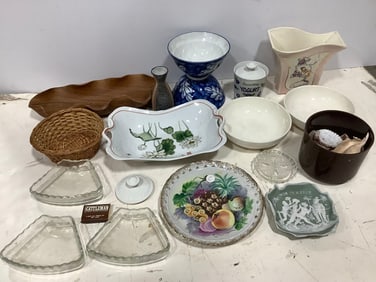 Various Bowls, Vases, and more (Tallest - 6.25in)